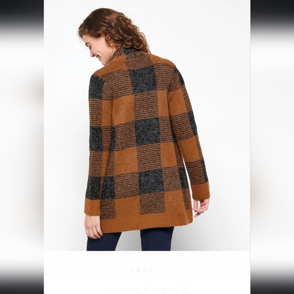 039. The Evolution by Cyrus Miley Two Pocket Cardigan - Picture 2 of 8